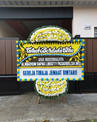 Papan Bunga Duka di Parakan Wetan